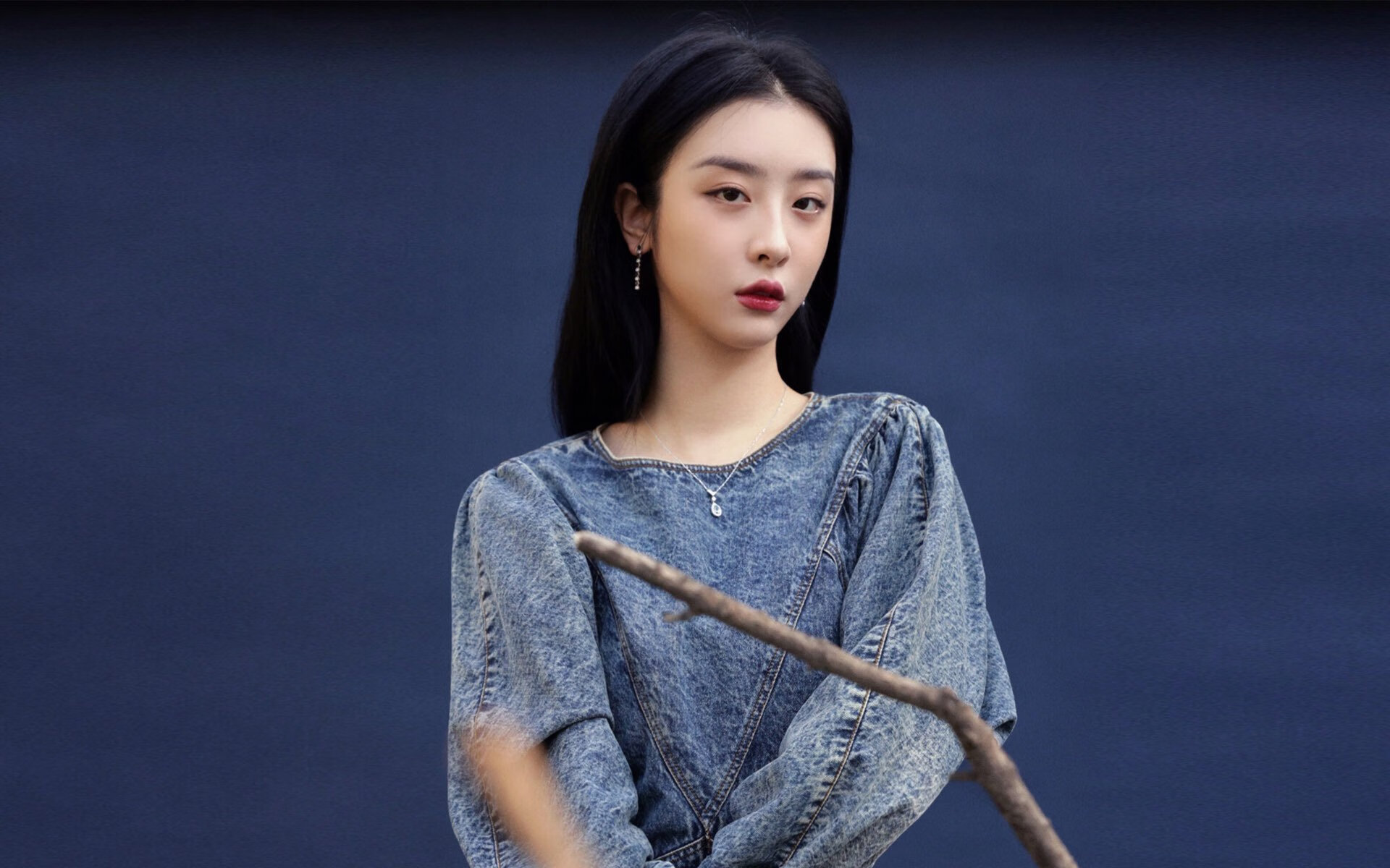 冰与火的对决,马克西40+闪光夜,太阳节奏美学肢解深圳铁阵