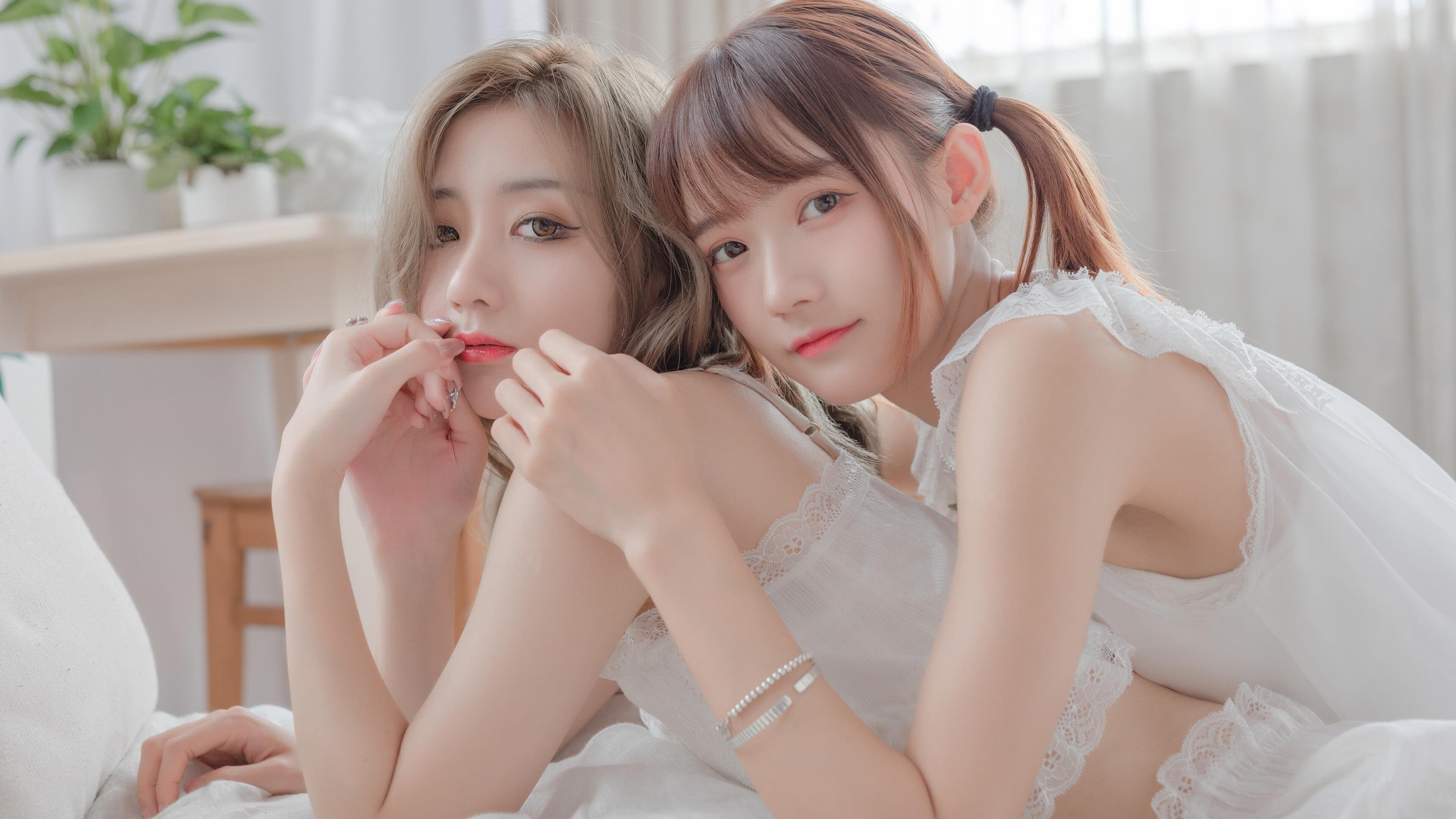 跨界风云，丹麦足球登顶东方，李刚仁奇迹驾驭F1街道赛